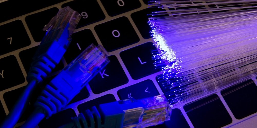 Que equipamento usar para ampliar minha rede de fibra óptica?