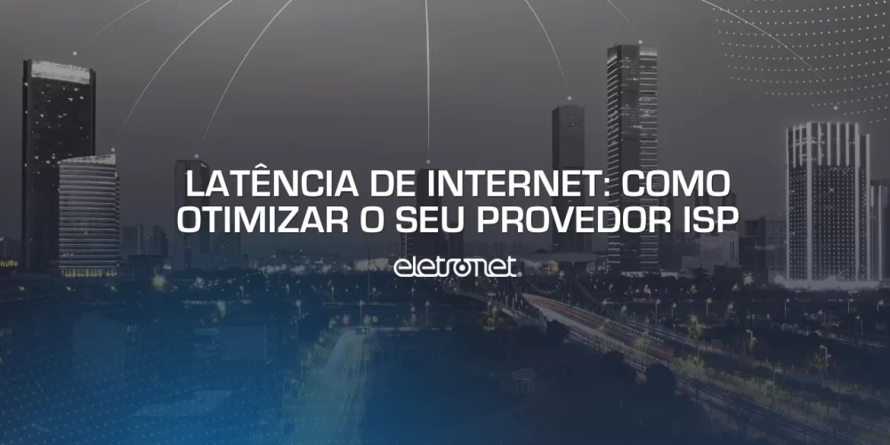 cabos de internet conectado em um grande servidor que promete reduzir a latência de provedores de internet