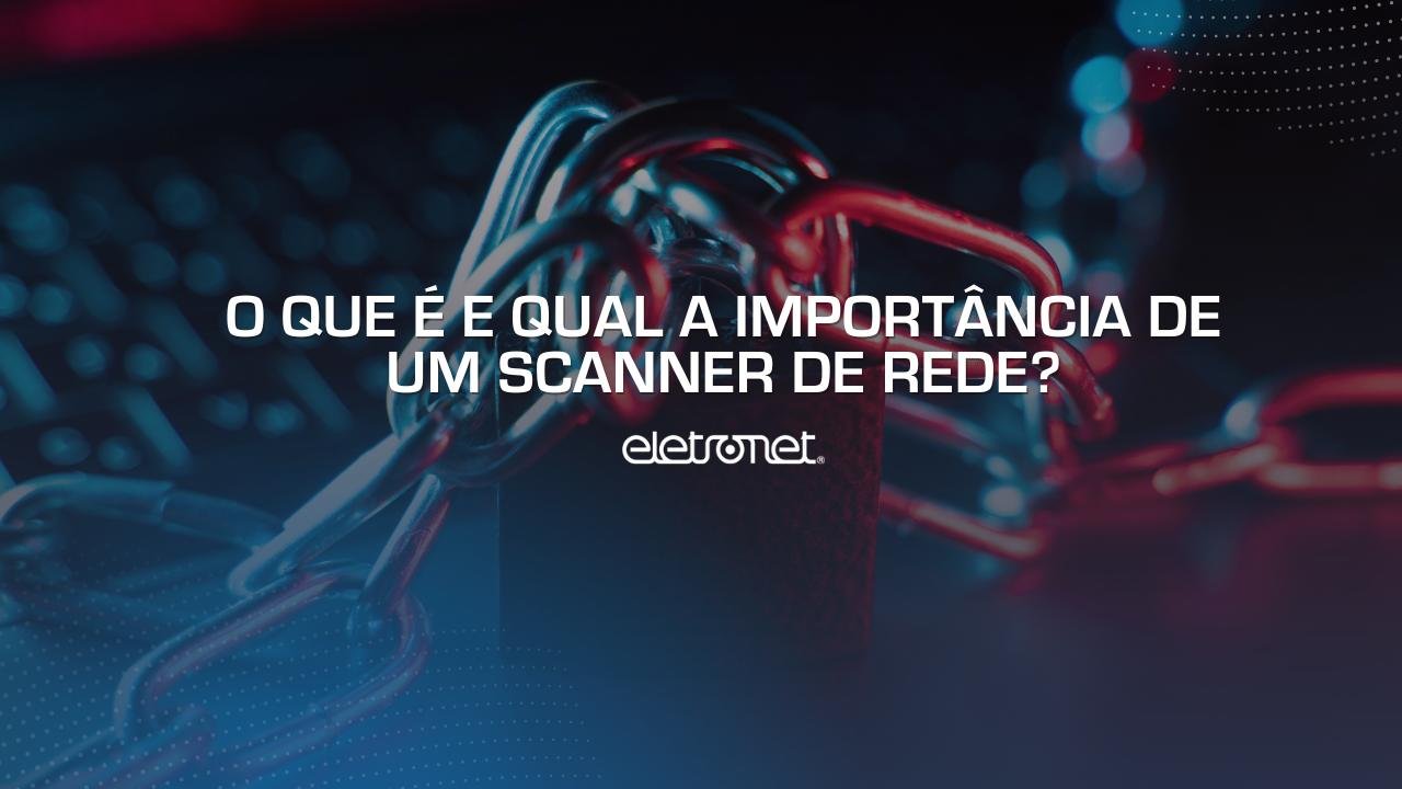 Corrente com cadeado, em frente a um teclado de computador, representando a segurança fornecida por um scanner de rede.